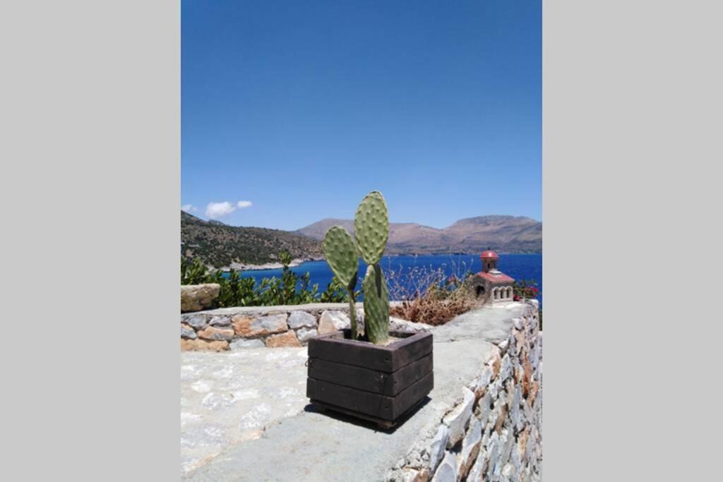 Villa Lagkadaki Sea View Argilia Exterior photo